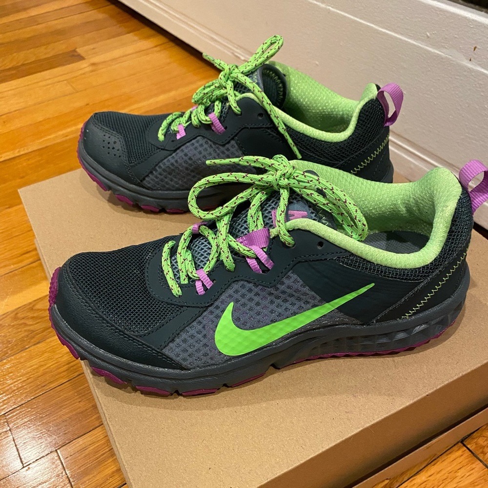 Charcoal flash lime athletic women shoes